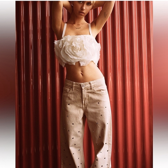 ZARA BEIGE STUDDED MID-RISE FULL LENGTH JEANS.              ✨️SIZE 4(36) & 8(40) - Picture 6 of 6